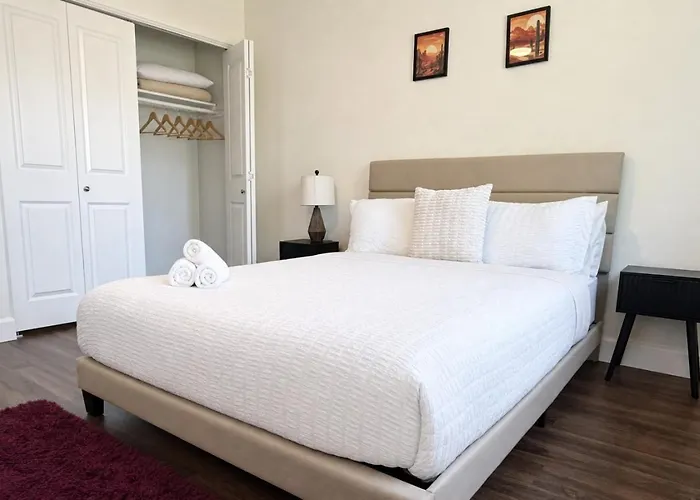 Apartment Luxury 4br Walk To Fashion Sq